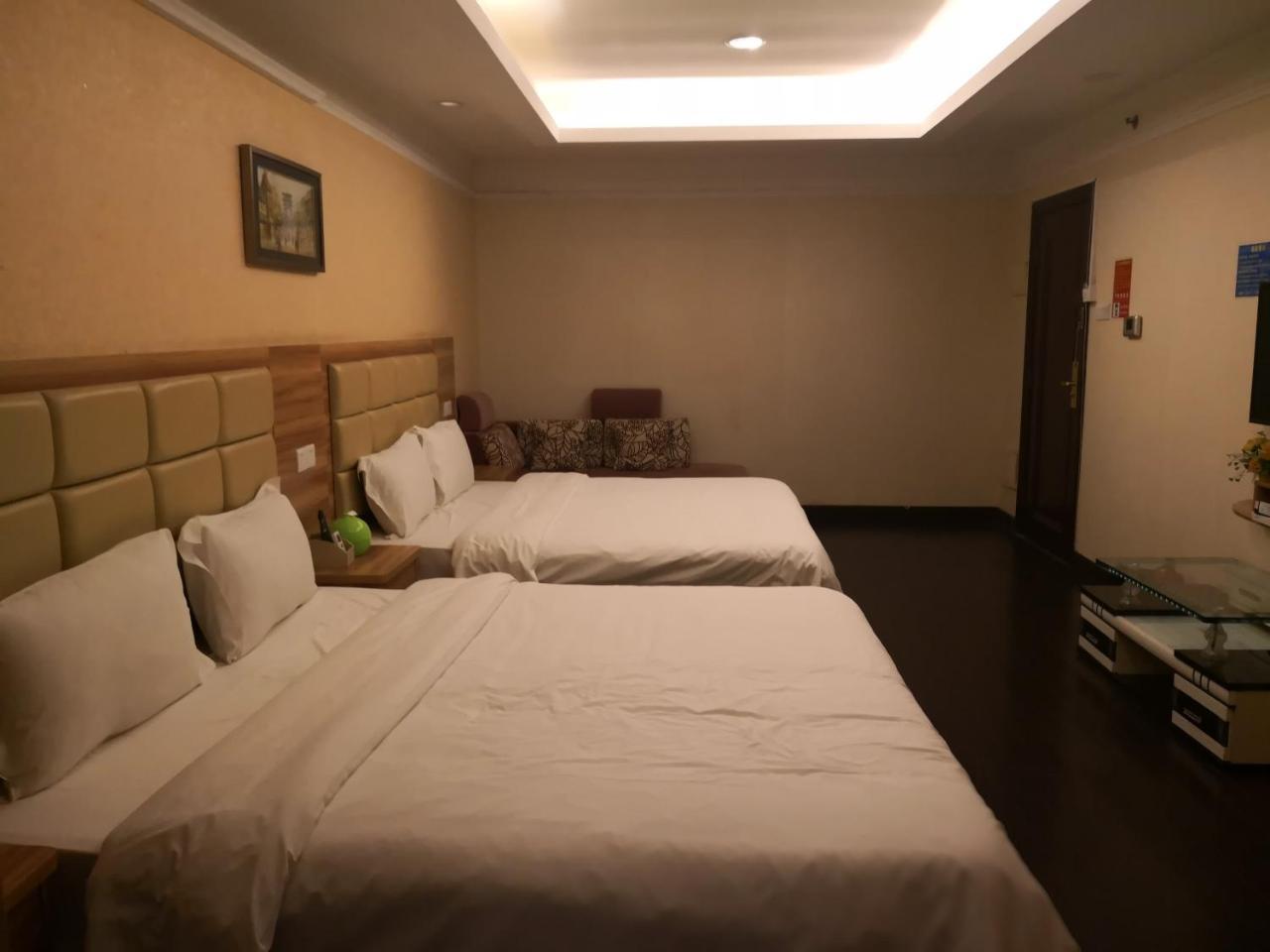 Best Cat Hostel Гуанчжоу Екстер'єр фото