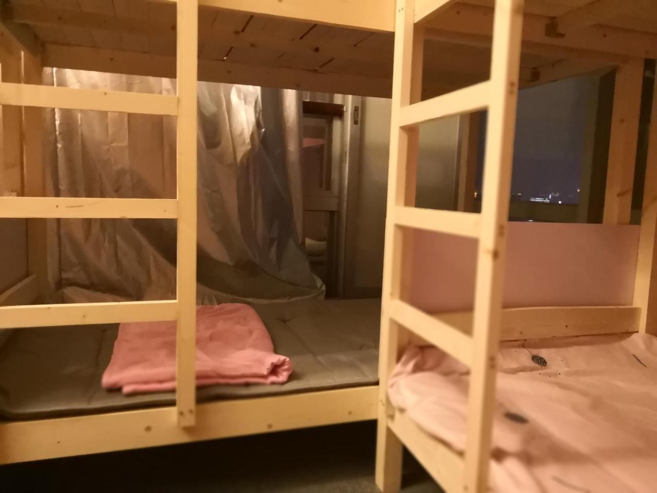 Best Cat Hostel Гуанчжоу Екстер'єр фото