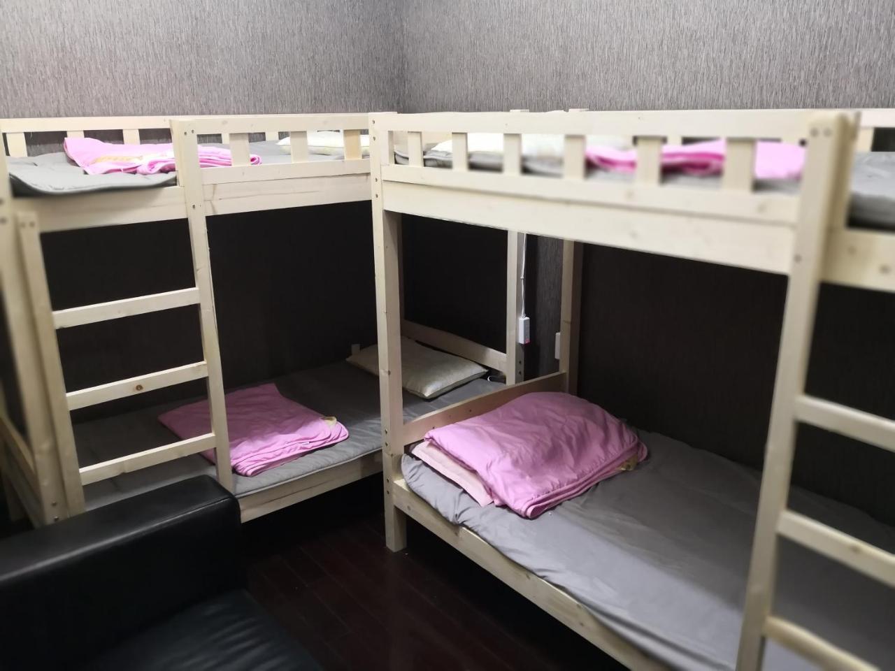 Best Cat Hostel Гуанчжоу Екстер'єр фото